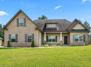 1329 Round Rock Dr, Murfreesboro, TN 37128