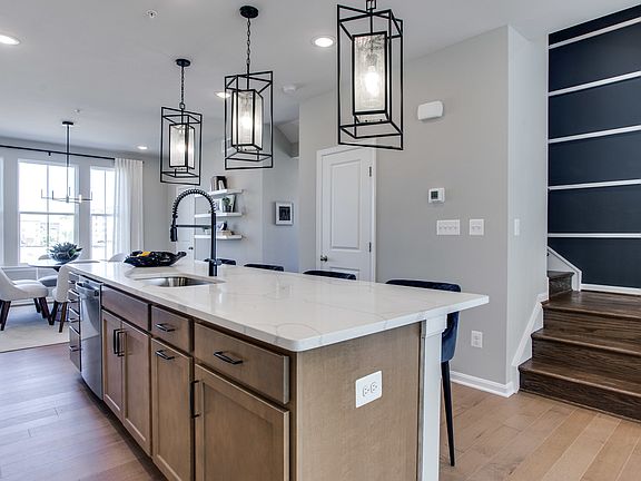 Beautiful kitchen with island