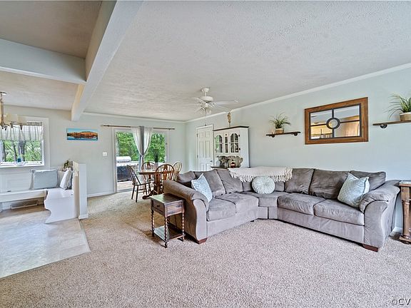 2nd image of 4514 Wildwood Dr