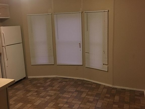 4th image of 670 Carrol Dr