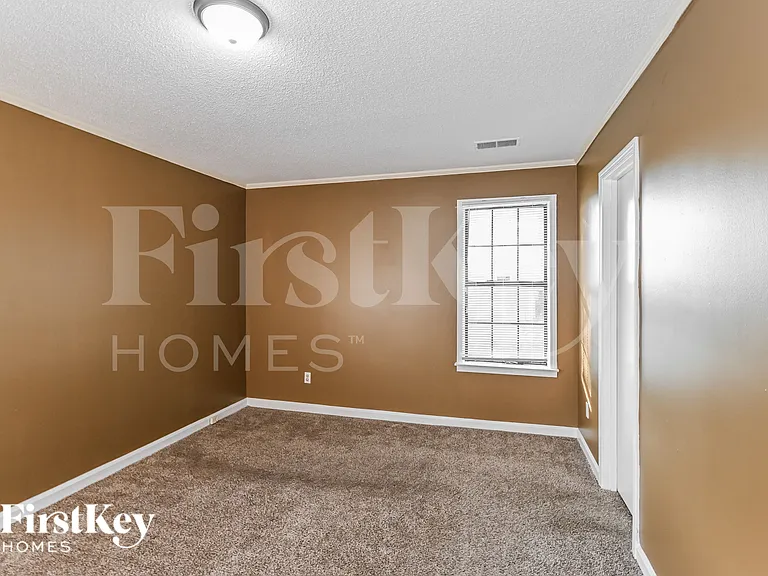 4596 Berrypick Ln S — Photo 8
