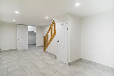 Rented by Century 21 Metropolitan
