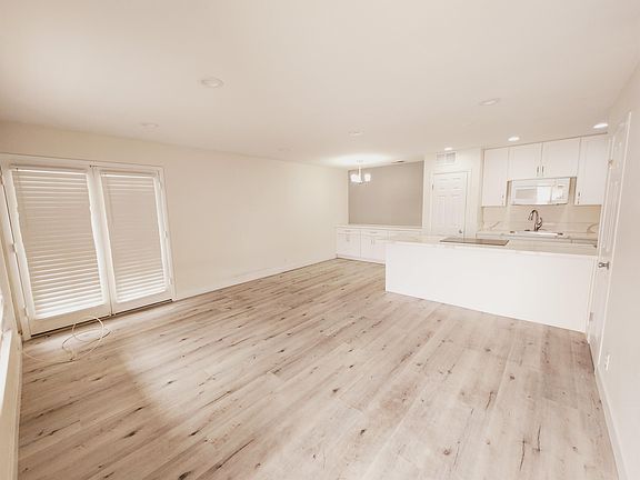 4th image of 1291 Elizabeth Ave #2-0