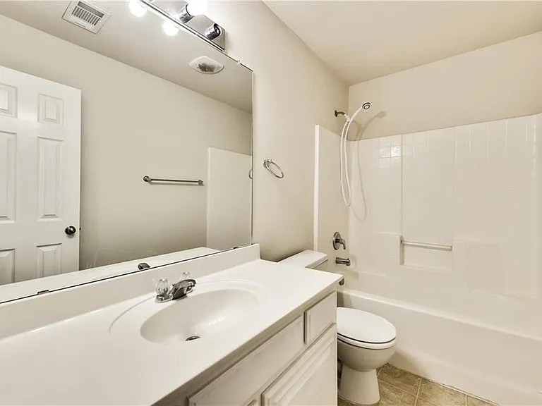 8633 Corral Cir — Photo 21