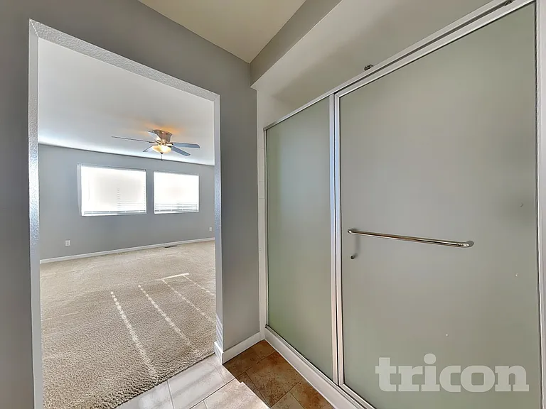 10239 Southlawn Cir — Photo 8