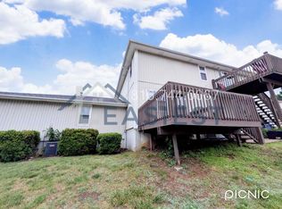 8703 NW 82nd Ter UNIT B, Kansas City, MO 64152