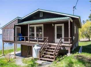 4 Quad Rd, Hammond, NY 13646