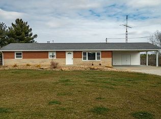 2782 S Meridian Rd, Huntingburg, IN 47542