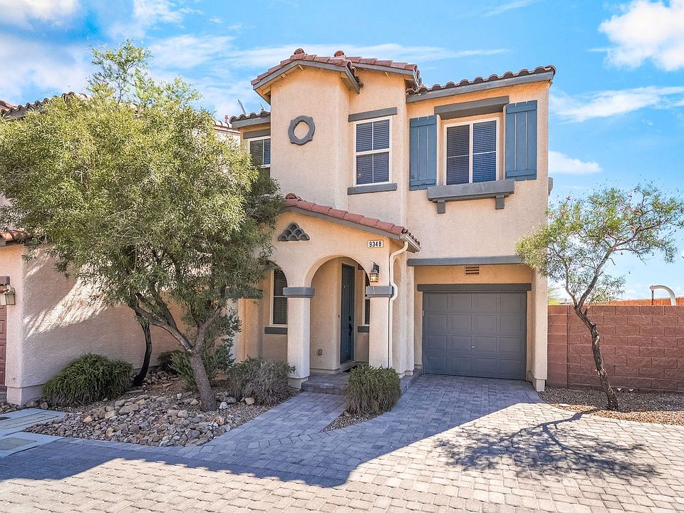 1st image of 9348 Vista Waters Ln