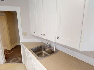 5 Spring St #11B, Lebanon, NH 03766