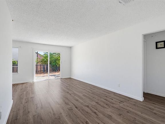 3rd image of 2311 Campden Dr