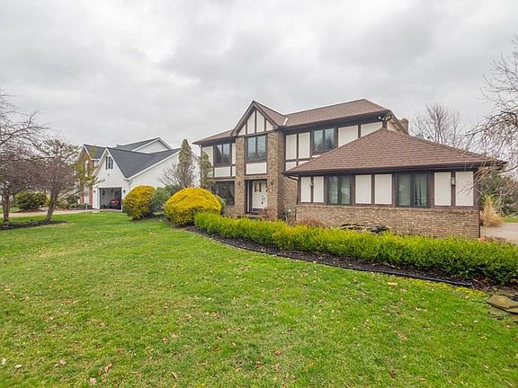 2nd image of 483 Leverett Ln