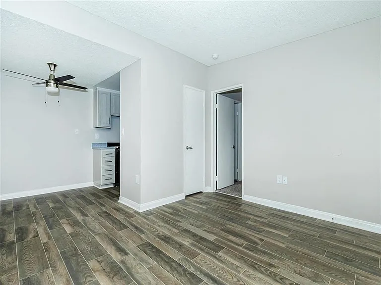 Zen Diamond 177, LP — Photo 19