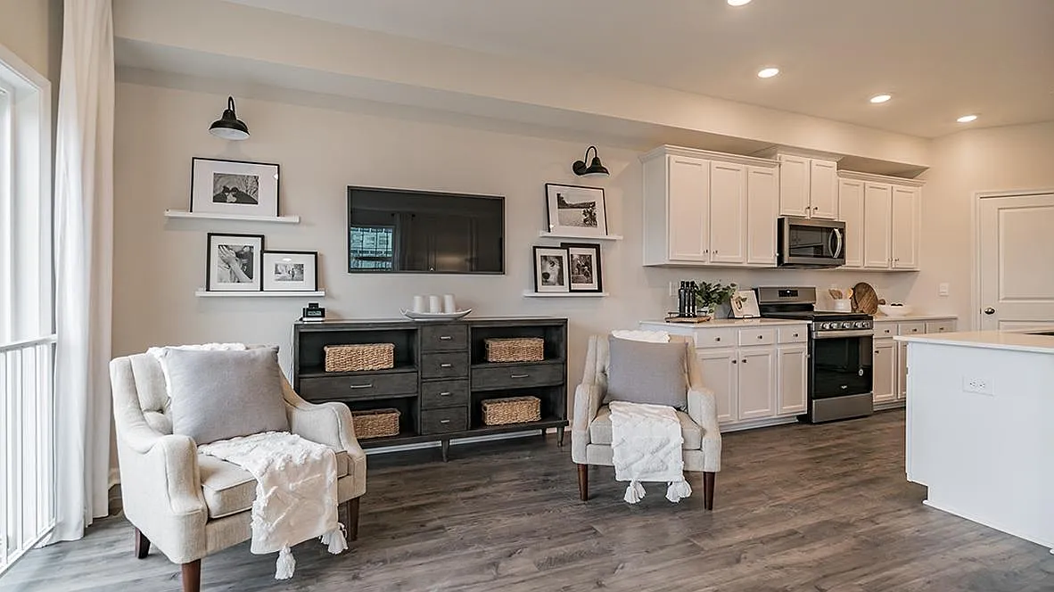 1043 Turnstone Dr — Photo 4