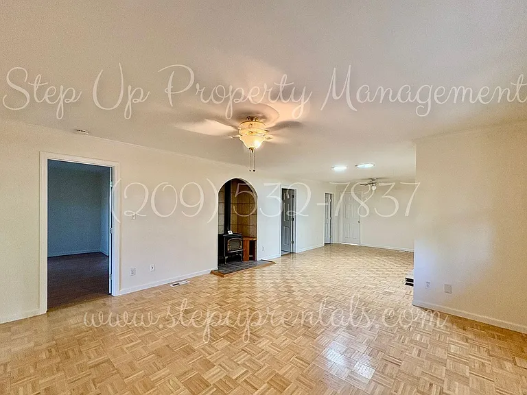 21767 Longeway Rd — Photo 7