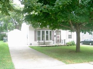 2216 S Nicollet St, Sioux City, IA 51106