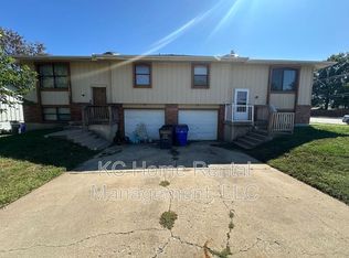 1301 E 123rd St, Olathe, KS 66061