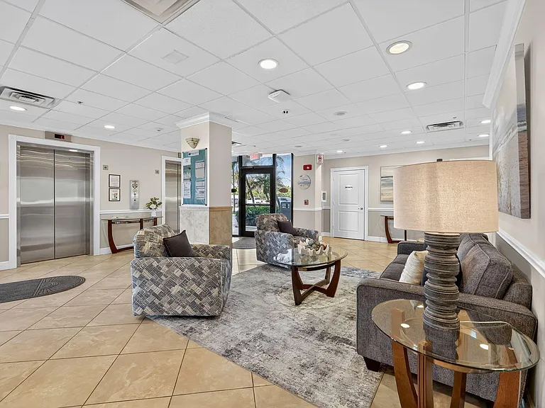 10680 S Ocean Dr #105 — Photo 36