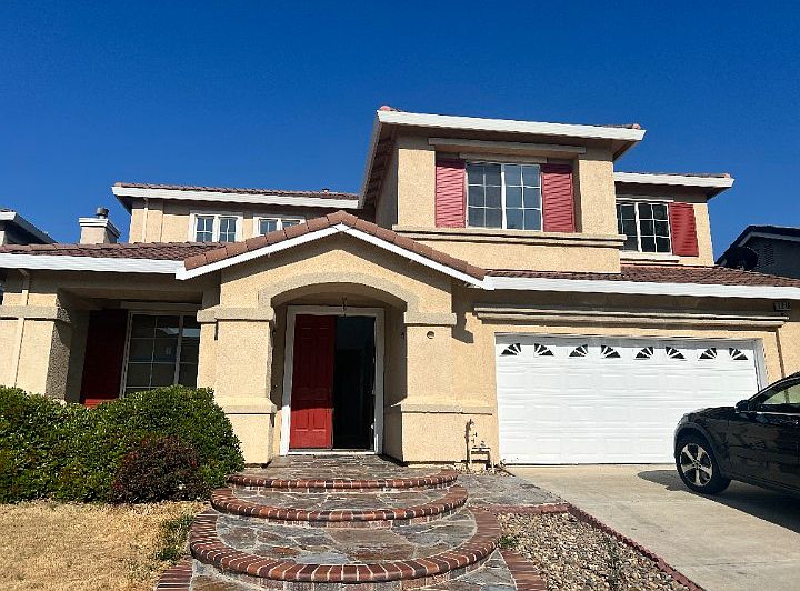 2nd image of 1218 Michael Dr