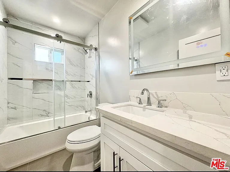 1118 S Holt Ave #2 — Photo 9