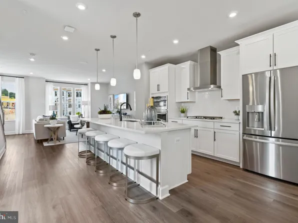 3564 Stella Blue Dr, Hyattsville, MD 20782