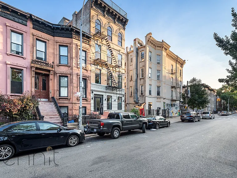 808 Putnam Ave #2F — Photo 12