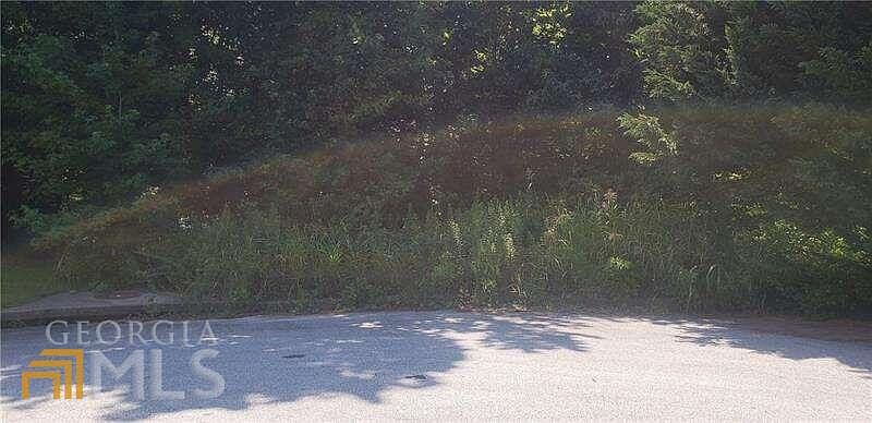 2nd image of 83 Bogey Ct