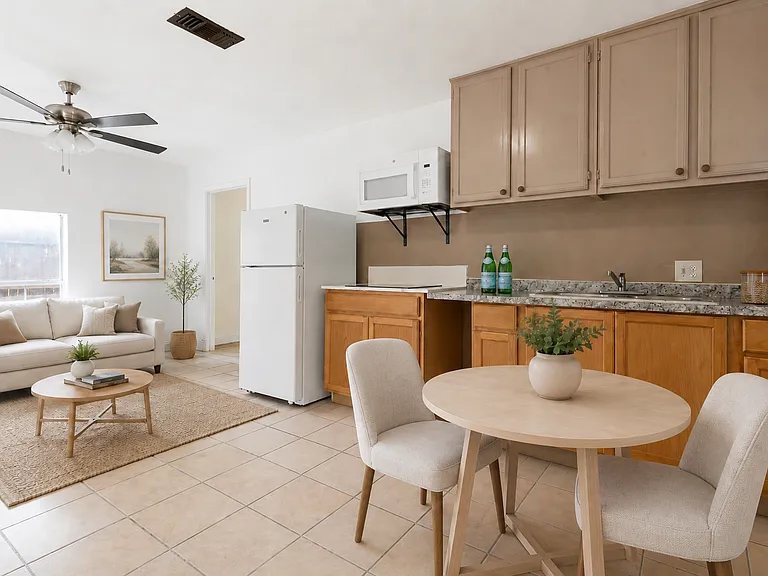 403 N Britain Rd #407B — Photo 1