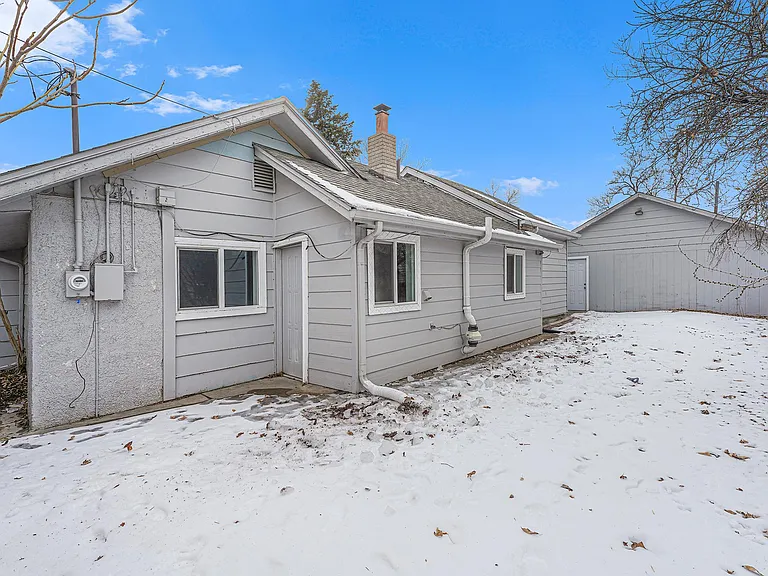 444 Lowell Blvd — Photo 4