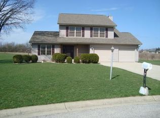 386 Sara Ln, La Porte, IN 46350