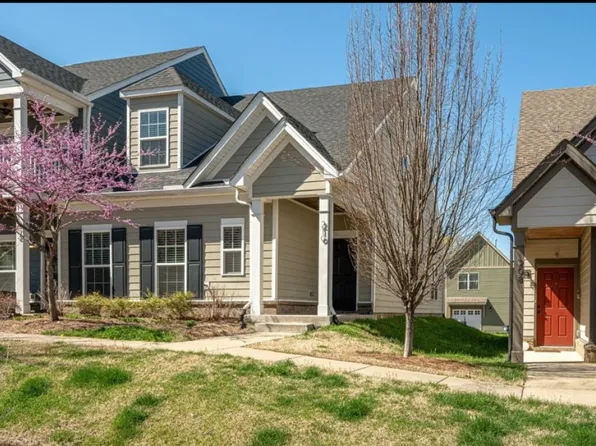 210 Walden Village Ln, Nashville, TN 37210