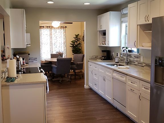 5th image of 1412 Woodway Dr