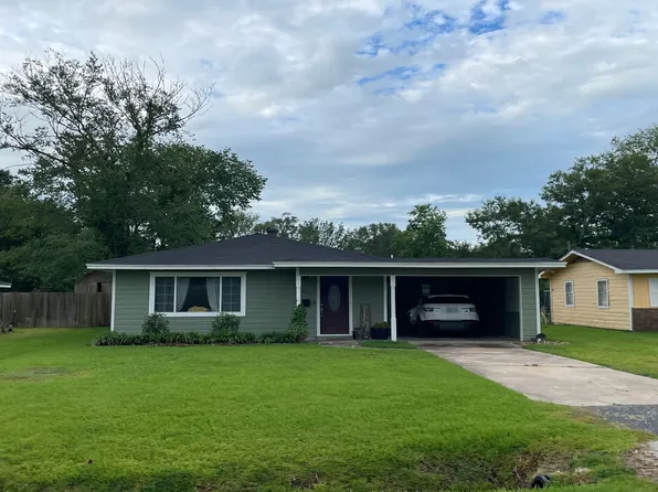 7315 Click Dr, Beaumont, TX 77708