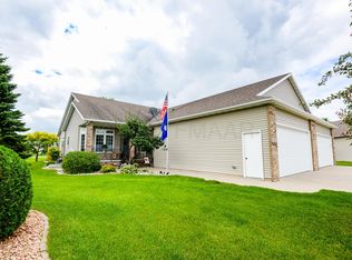 4542 4th St S, Moorhead, MN 56560