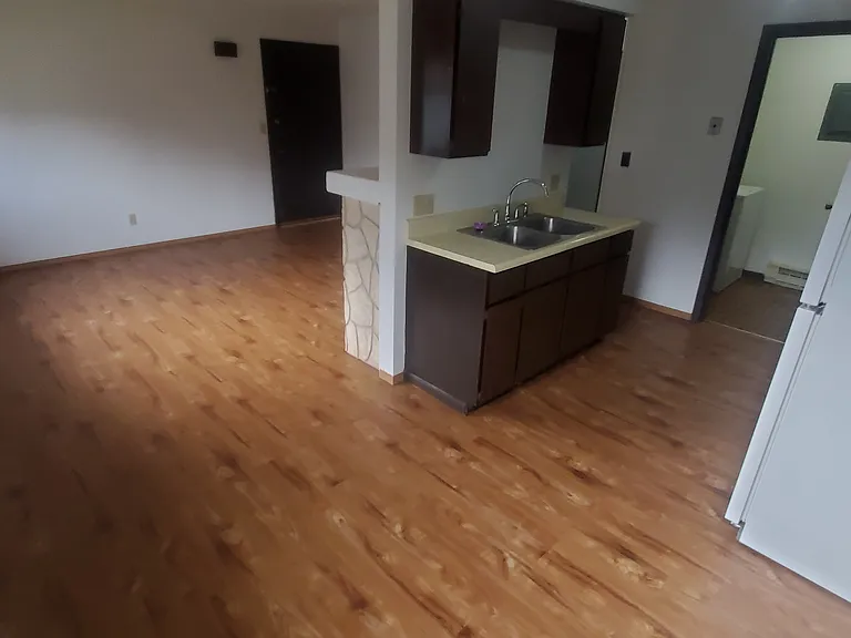 1749 Bainbridge St #1 — Photo 5