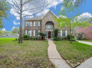 1318 N Gabriel River Cir, Sugar Land, TX 77478