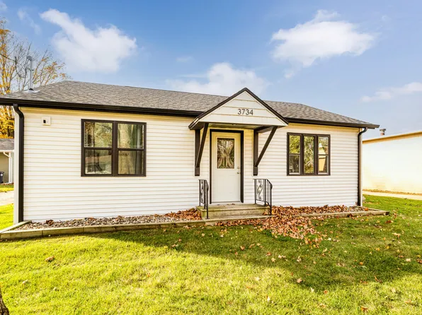 3734 Riverside Rd, Benton Harbor, MI 49022