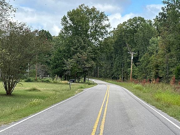 5th image of 8401 Bakerville Rd