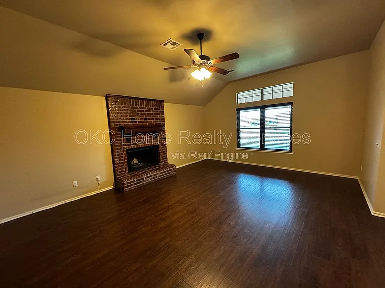 8020 Kaden Rd — Photo 33