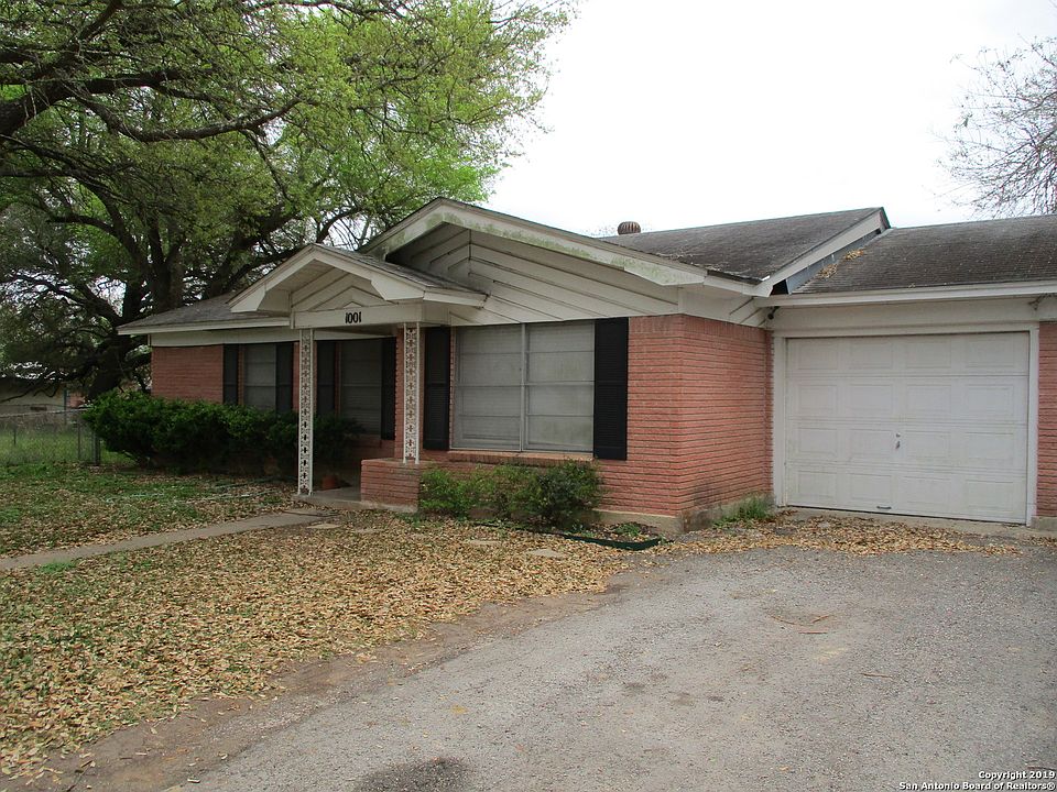1st image of 1001 Kathleen Dr