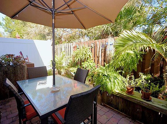 2nd image of 292 Islander Cir