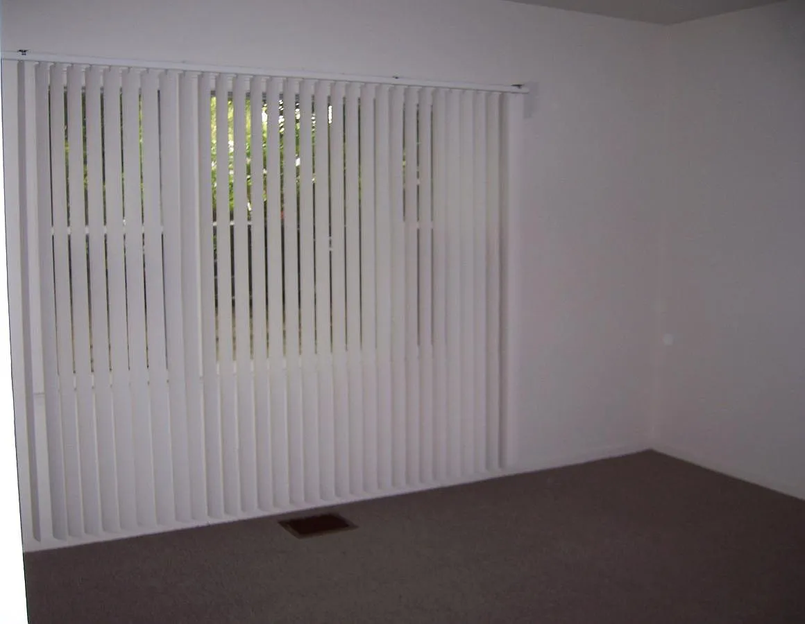 3 bed, 1200 sqft, $2,200 — Photo 1