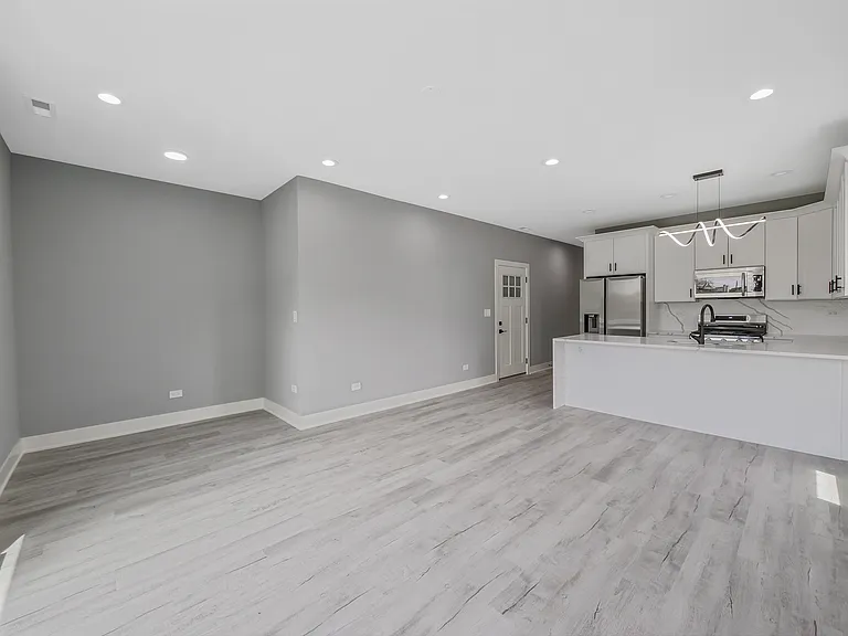 1139 S Mozart St #3 — Photo 5