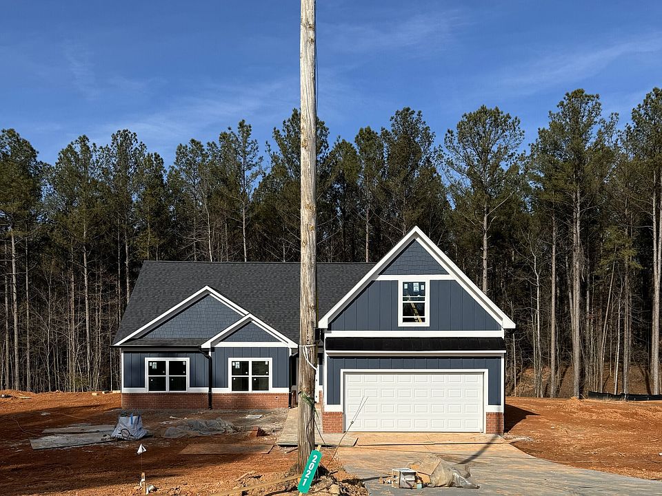 2nd image of 2021 N Hicks Rd