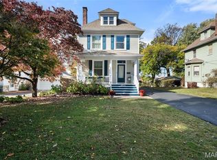 2855 Laclede Station Rd, Saint Louis, MO 63143