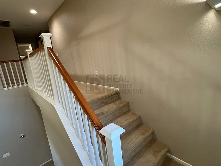 756 Conlon Dr — Photo 30
