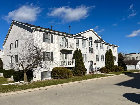 3 Stortz Dr