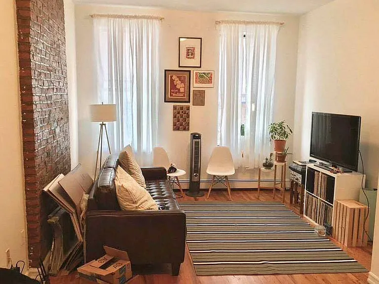 1693 Lexington Ave #2C — Photo 2