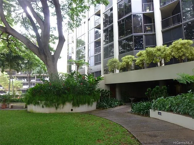 60 N Beretania St #3106 — Photo 15
