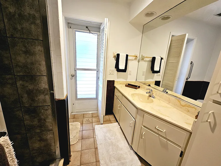 2411 Belle Rd — Photo 17